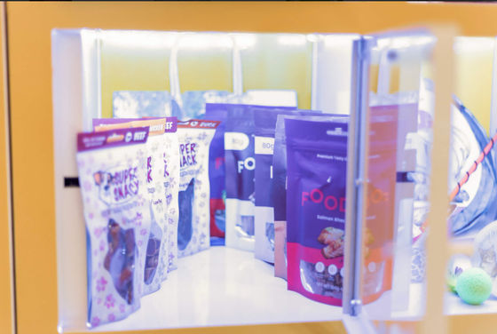 Customized Spiral Lockers Combination Vending Machine For Dog Cat Food Treats Toys Pet Vending Machine