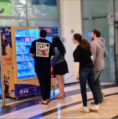 Customized Spiral Lockers Combination Vending Machine For Dog Cat Food Treats Toys Pet Vending Machine