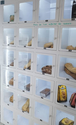 6-10 KWh Combo Bread Vending Machine Customized Lockers Huge Capacity