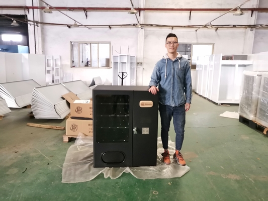 1 Meter Mini Vending Machine For Mobile Accessories Black Color Small Snack Vending Machine