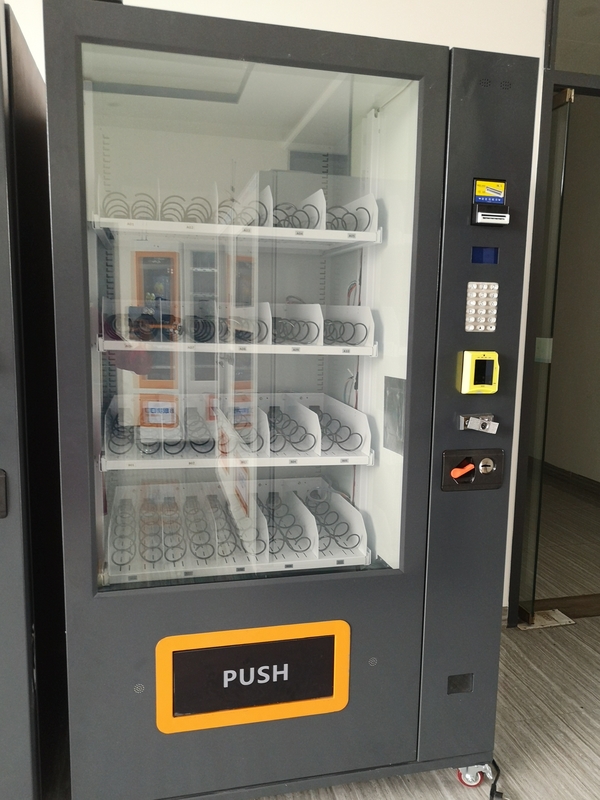 Automatic Drink / Snack Food Vending Machines With Infrared Sensor,Hotel vending machine, Street vending machine, Micron