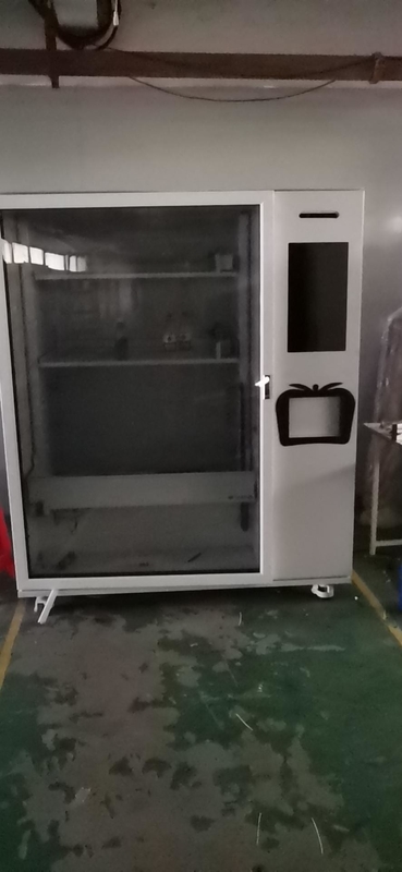 X - Y Axis Elevator Vending Machine 24V Electric Heating Defogging, Large capacity, Micron