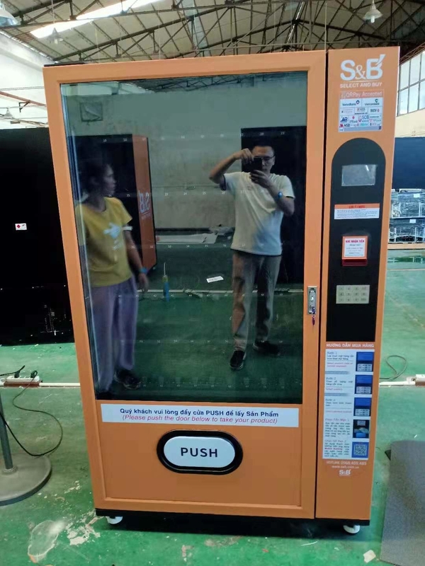 Metal Frame Snack Food Vending Machines / Banana Vending Machine