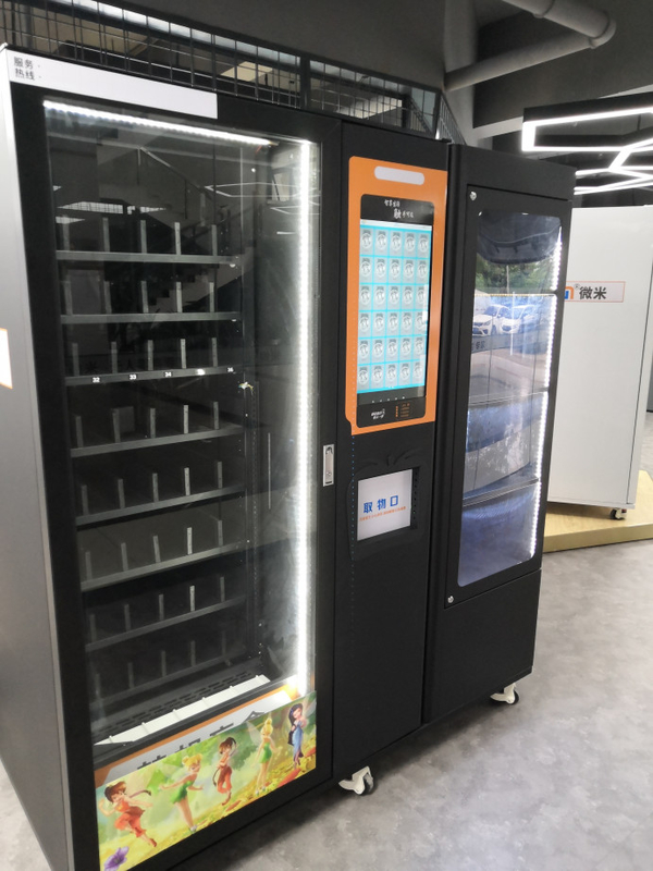 Blind Box Vending Machine With Showroom Elevator And Direct Push Aisle