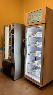 Egg Fresh Fruit Grab N Go Smart Fridge Vending Machine With Card Reader