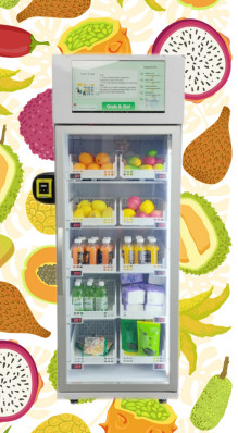 Fresh Fruit Vegetable Farm Produce Vending Machine With Cooling System Touch Screen