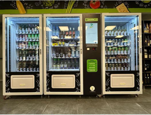 Unmanned Retail Convenience Store Huge Capacity Three-in-one Refrigerated Food Coke Vending Machine