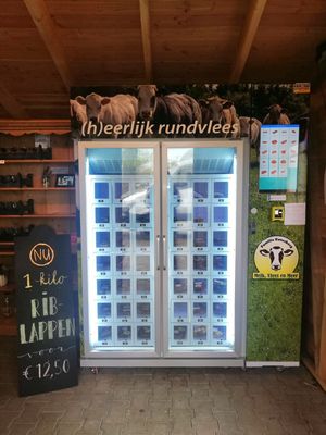 Customized Locker Vending Machine For Eggs Cheese Fresh Flowers